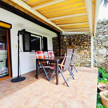 Guest house Cozy Corner With Kitchen& Private Bath *